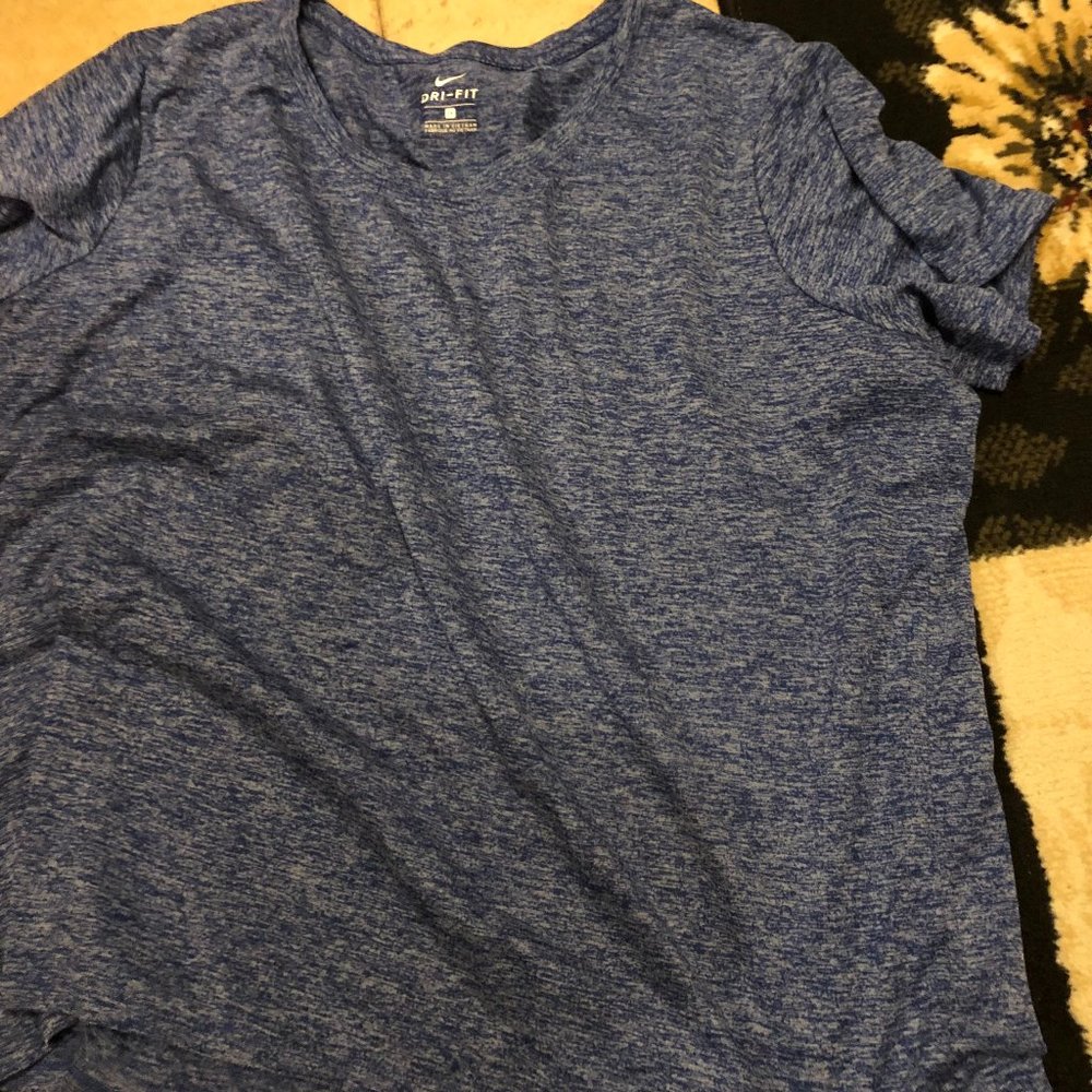 NIKE women's plus size 2x dri fit shirt